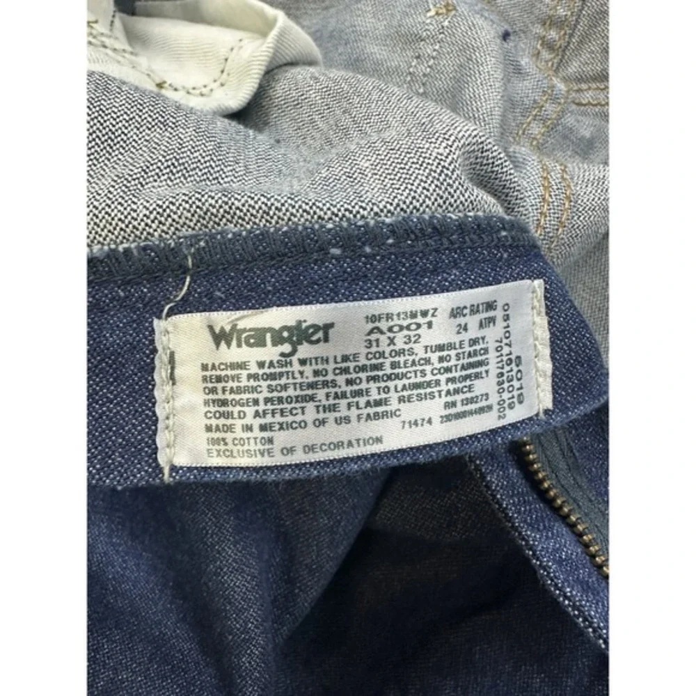 Wrangler Fire-Resistant Blue Denim Original Fit Pants Jeans FR13MWZ Mens 31x32‎
